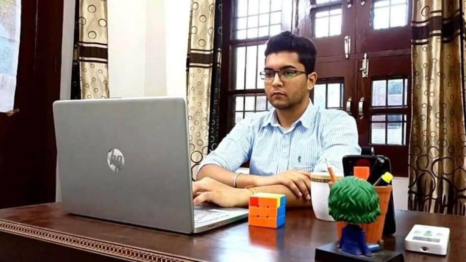 UPSC Topper Abhishek shoe makers son faridkot success-story